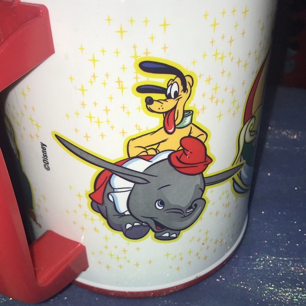 3/$50 Vintage Walt Disney World Magic Kingdom 34oz Insulated Travel Mug - Picture 4 of 8